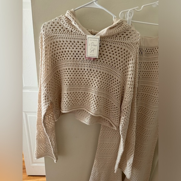 Sincerely Jules beach cover up set. - Picture 2 of 6